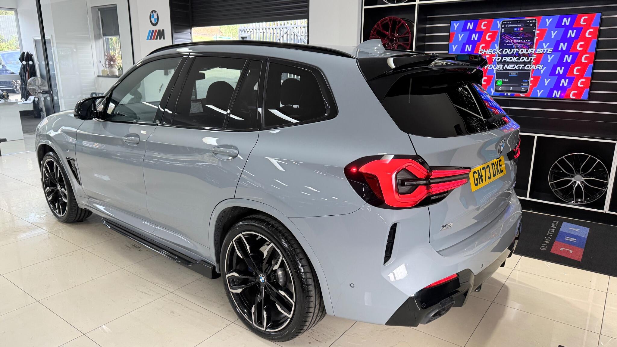 BMW X3 view 13