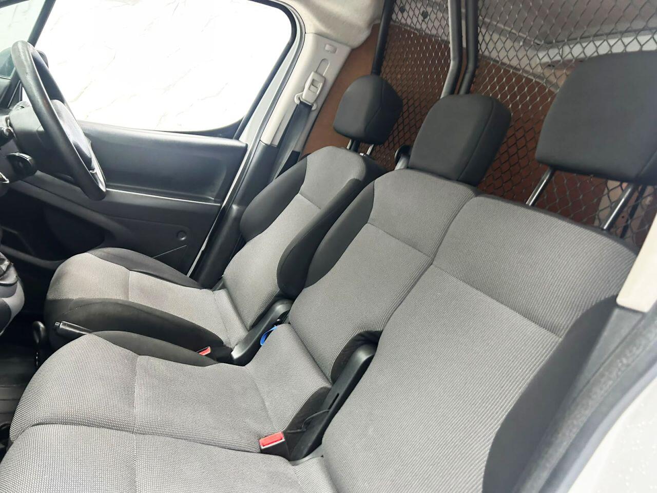 Peugeot Partner view 13