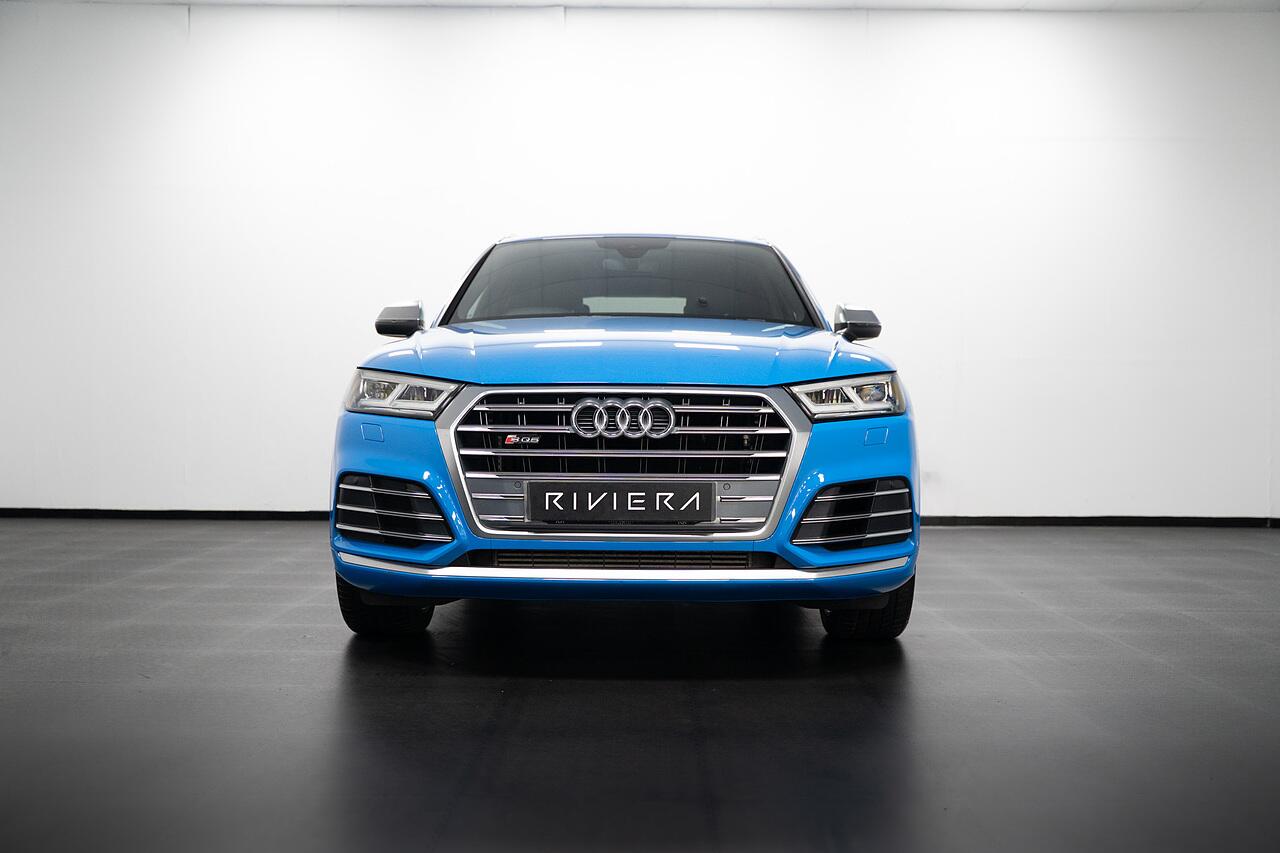 Audi SQ5 view 32