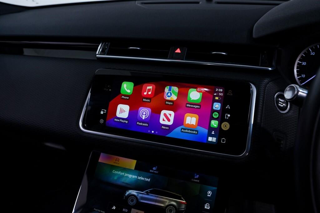 Land Rover Range Rover Velar view 19