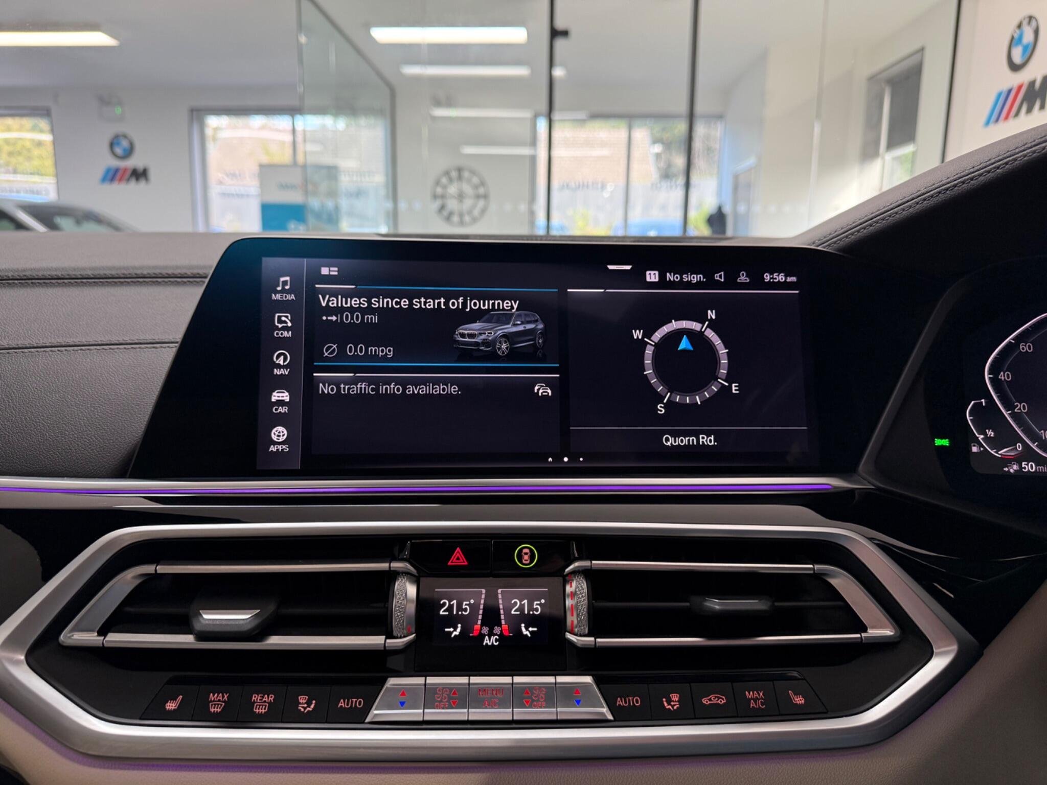 BMW X5 view 28