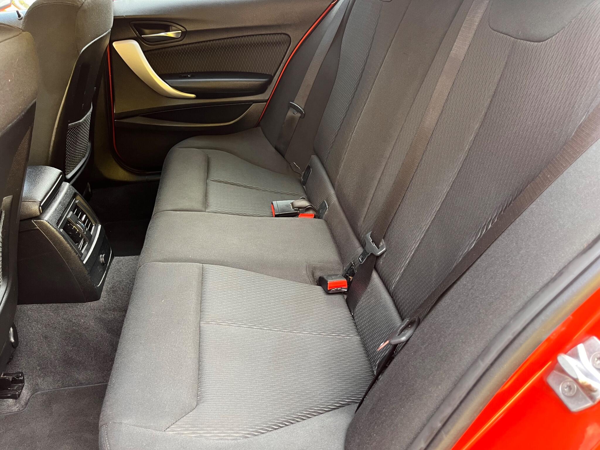 BMW 1 Series view 29