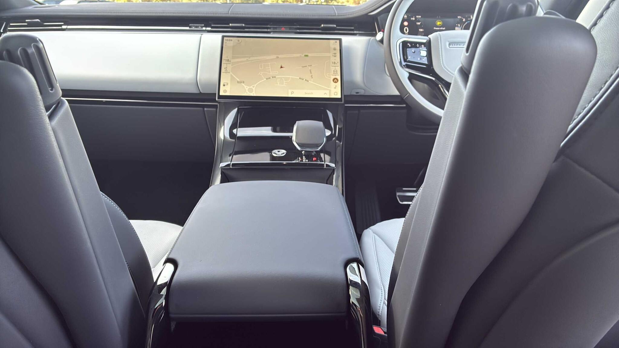 Land Rover Range Rover Sport view 14