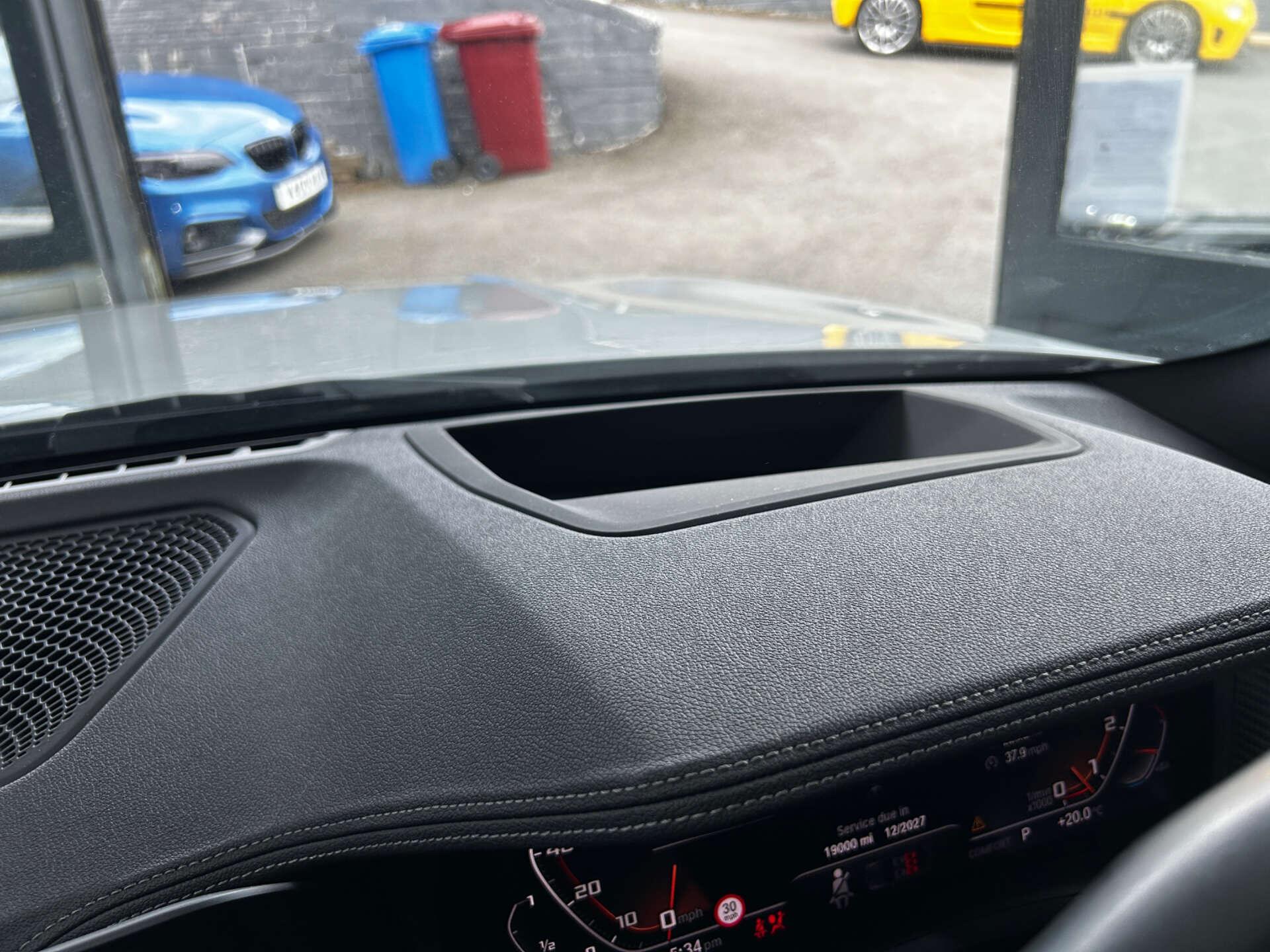 BMW 3 Series view 55