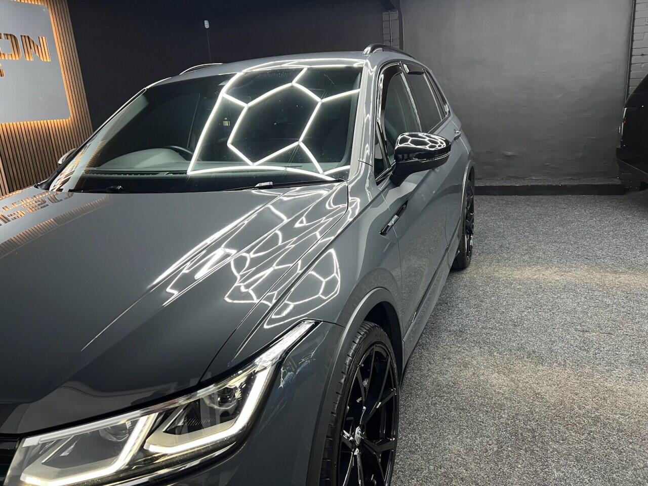 Volkswagen Tiguan view 25