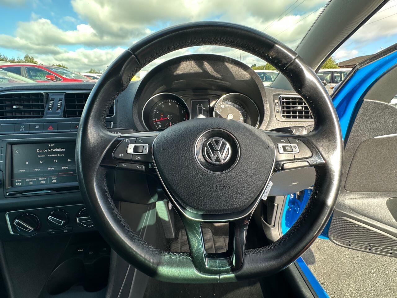 Volkswagen Polo view 49