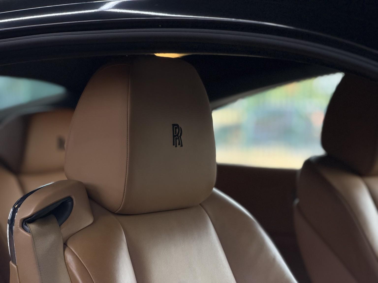 Rolls-Royce Wraith view 41