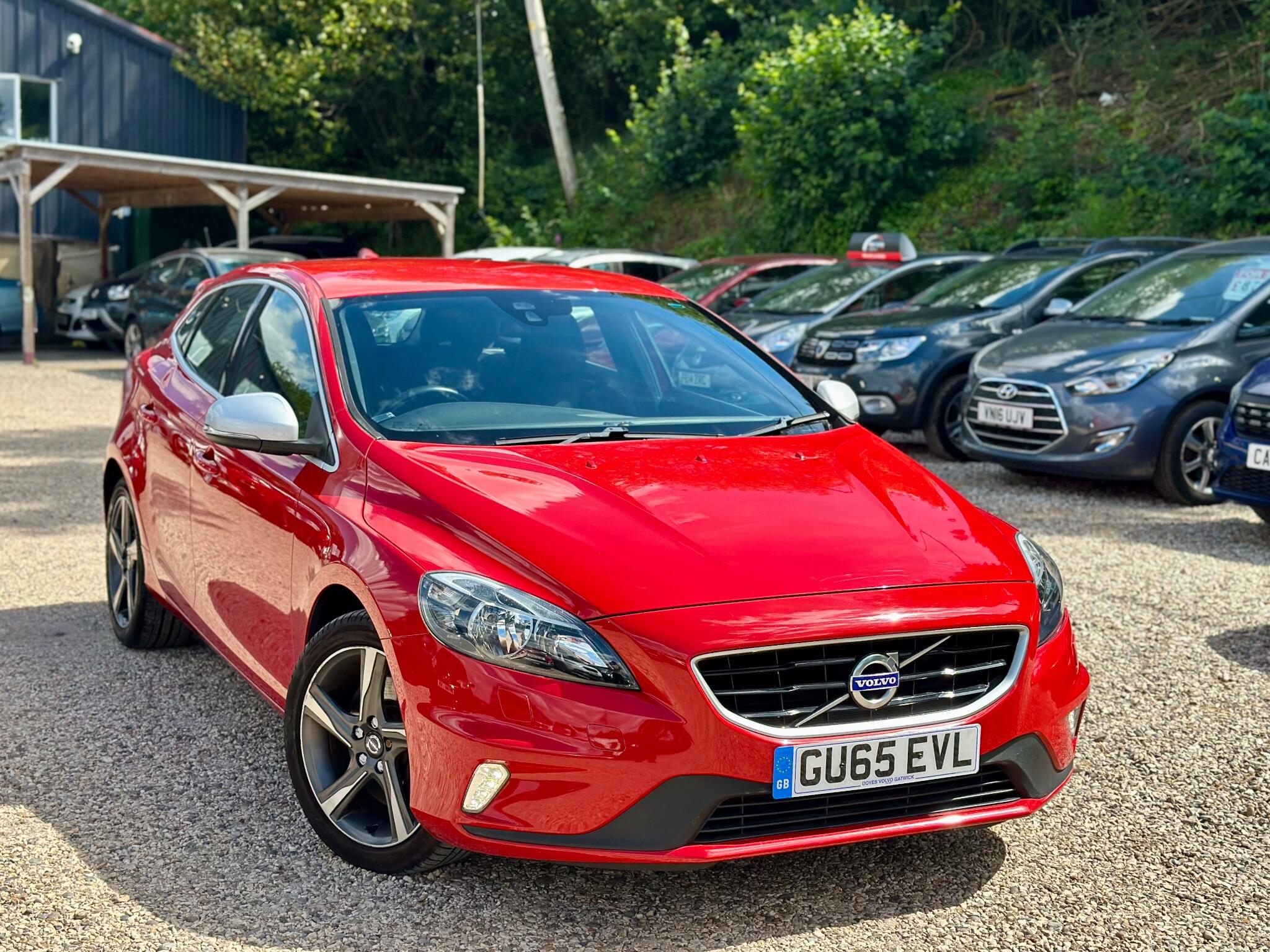 2015 Volvo V40 in Red for sale