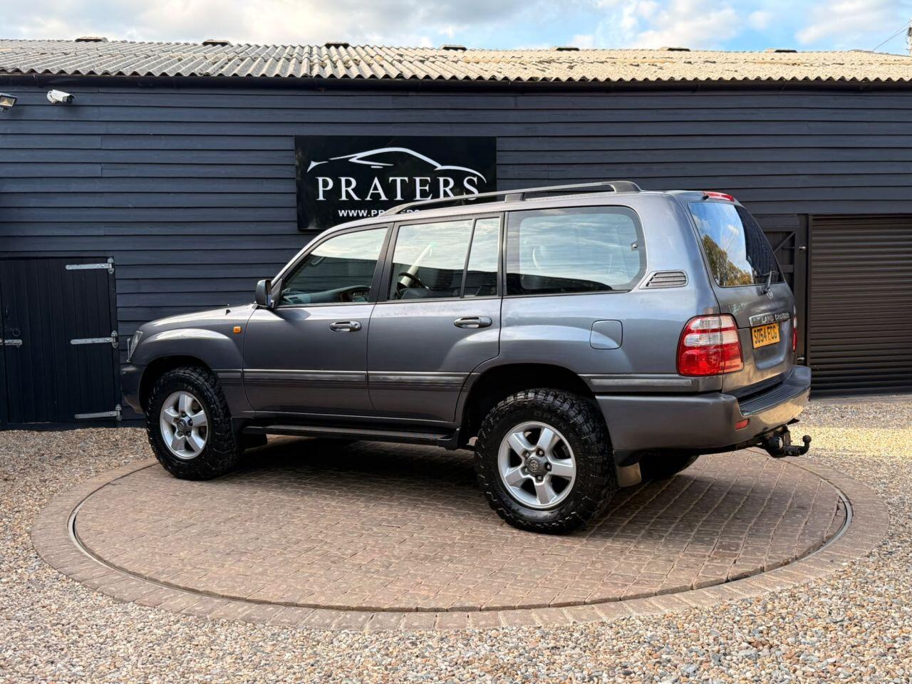 Toyota Land Cruiser view 24