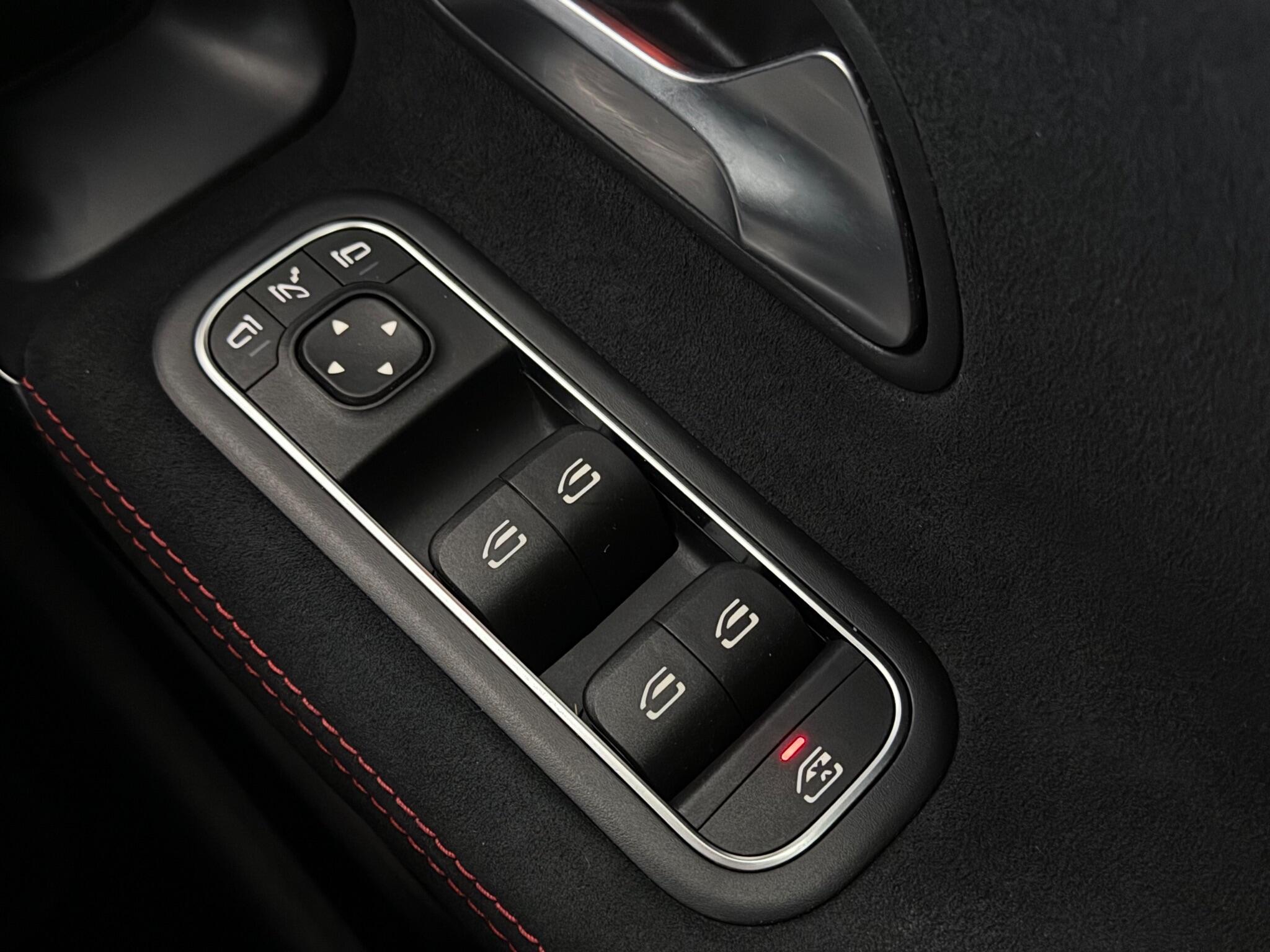 Mercedes-Benz A-Class view 24