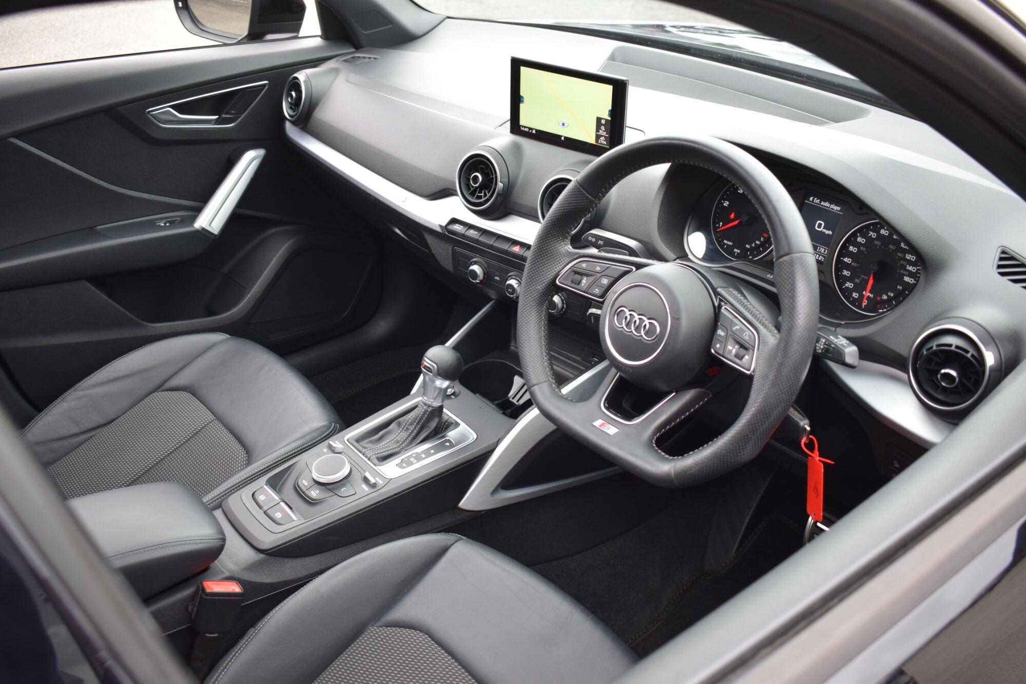 Audi Q2 view 3