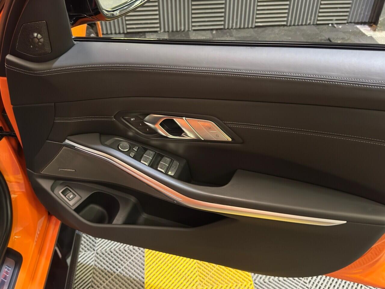BMW M3 view 11