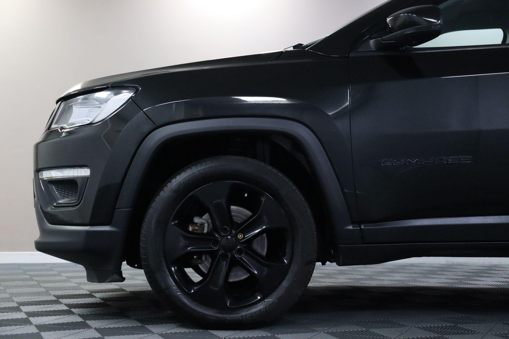 Jeep Compass view 27