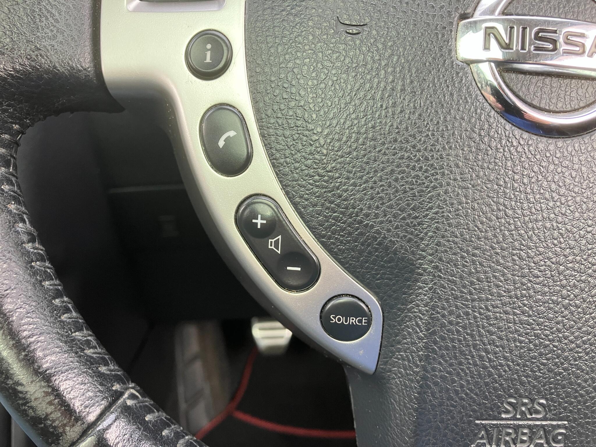Nissan Qashqai+2 view 21