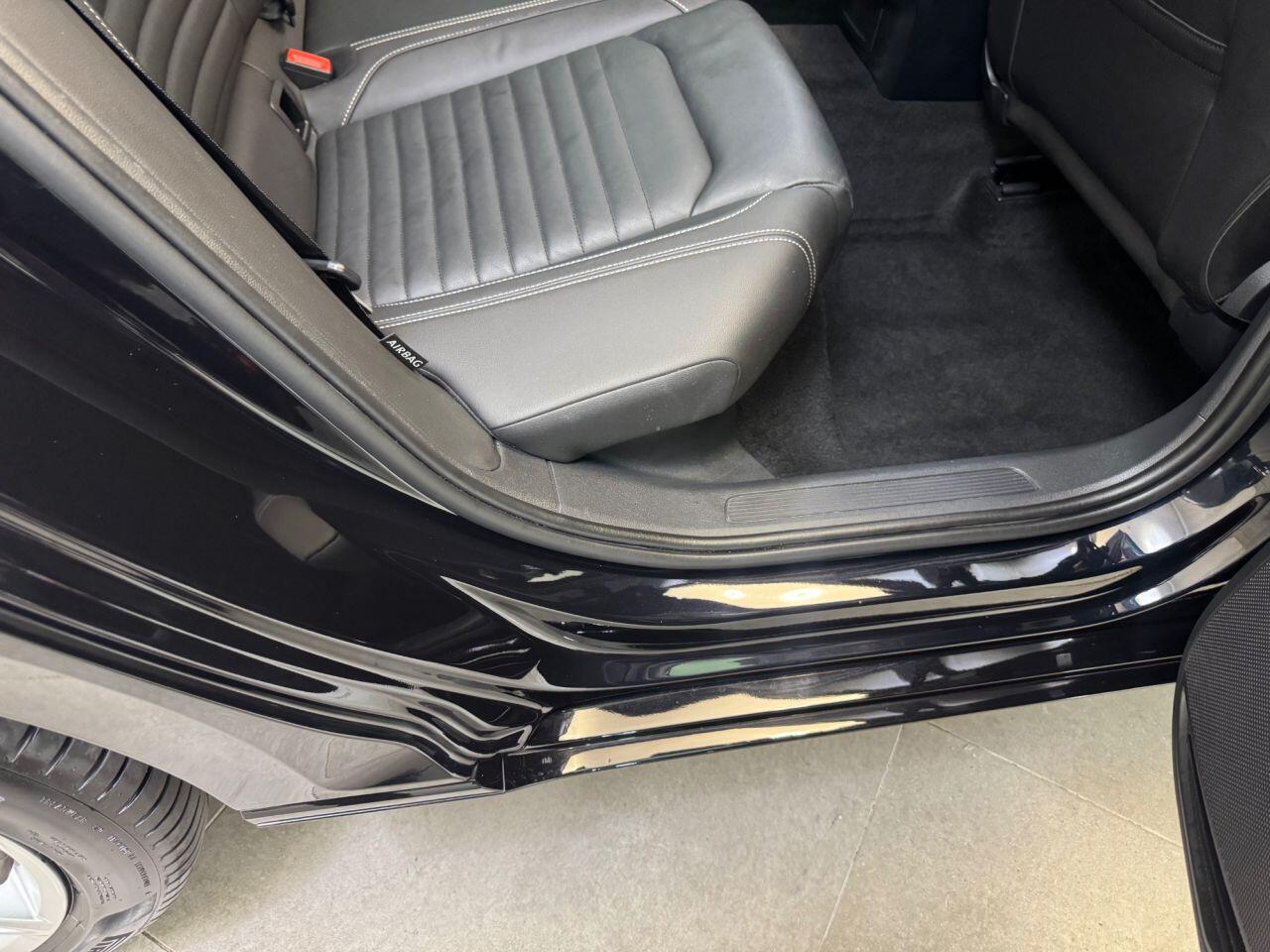 Volkswagen Passat view 57