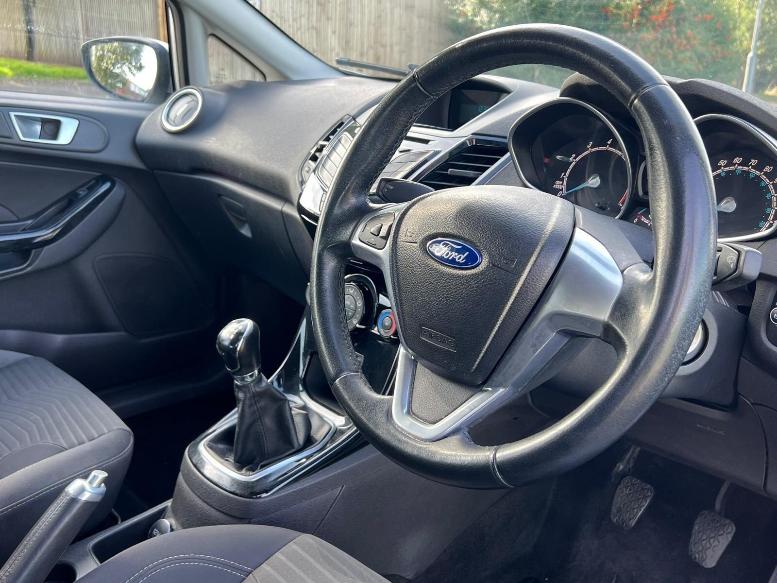 Ford Fiesta view 24