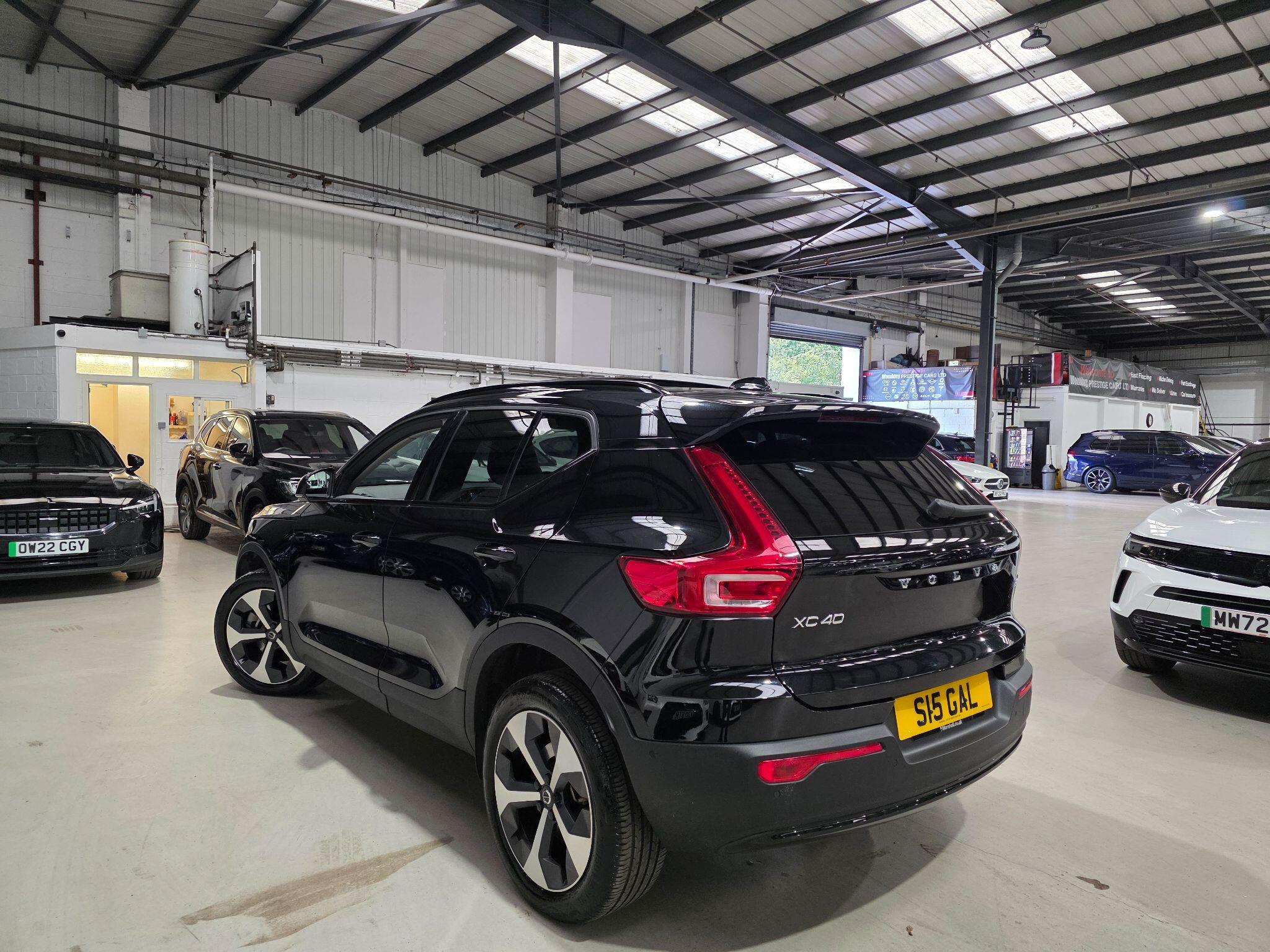 Volvo XC40 view 35