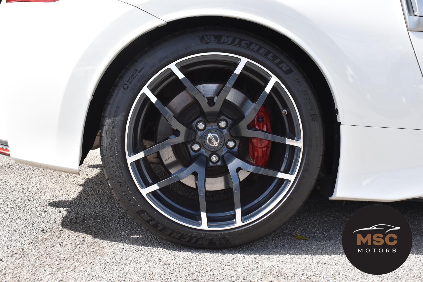 Nissan 370 Z view 34
