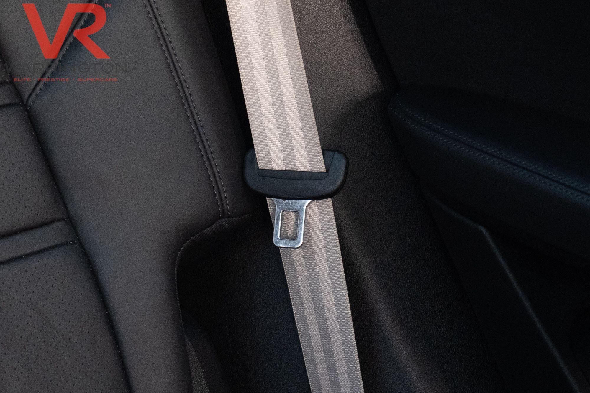 Porsche Cayenne view 43
