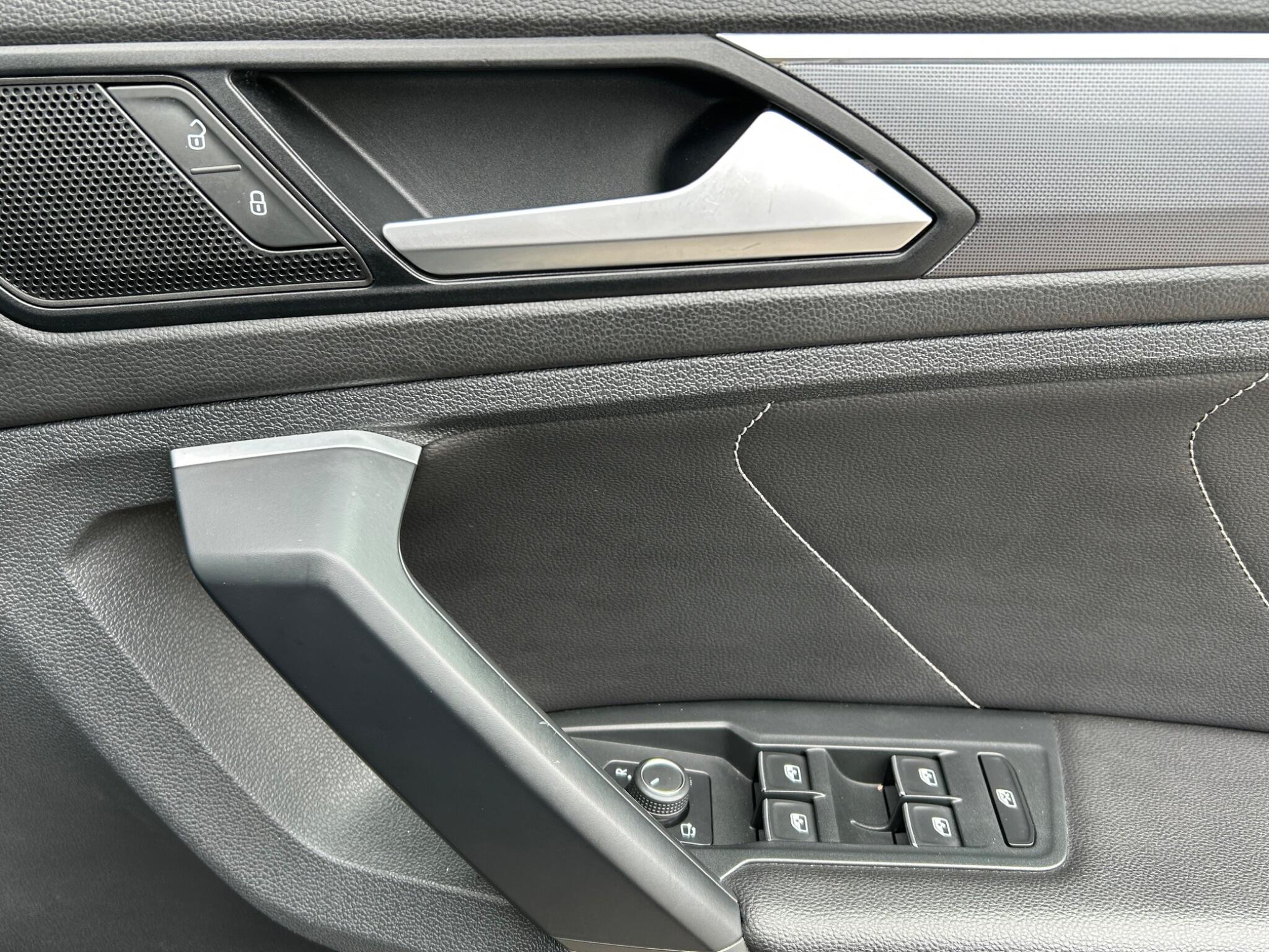 Volkswagen Tiguan view 38
