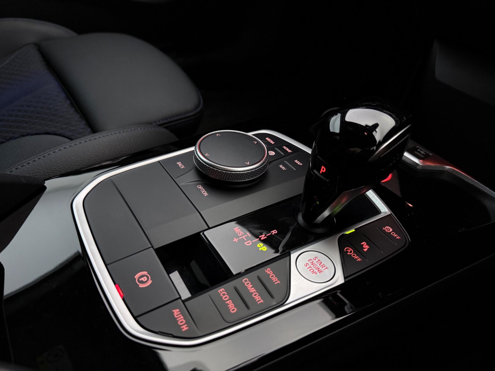 BMW 2 Series view 18
