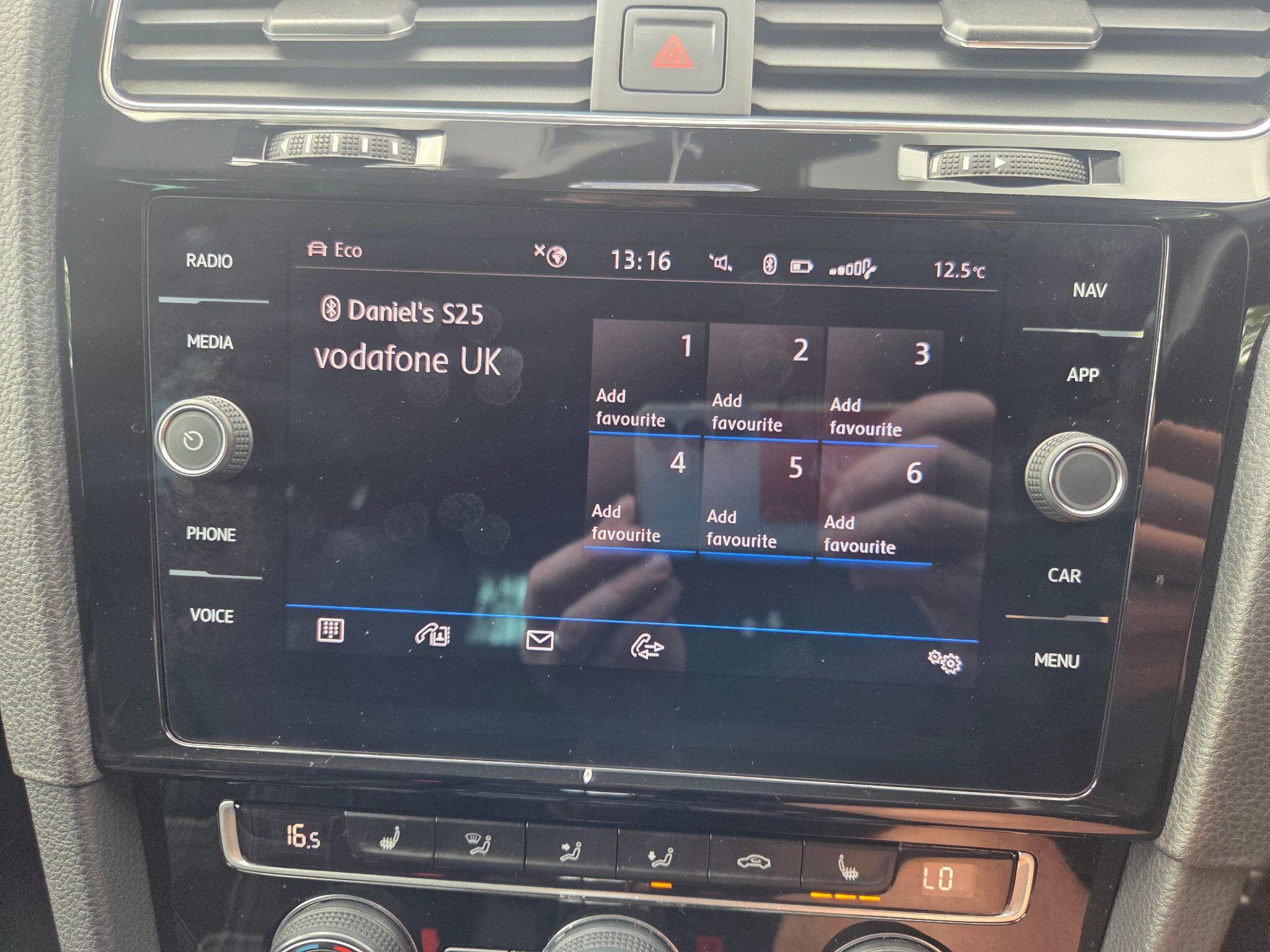 Volkswagen Golf view 30