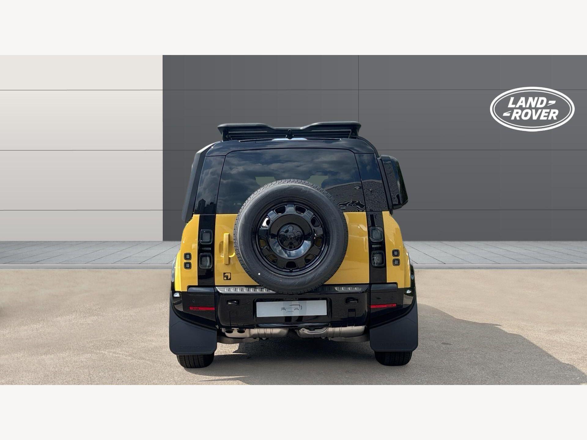 Land Rover Defender view 7