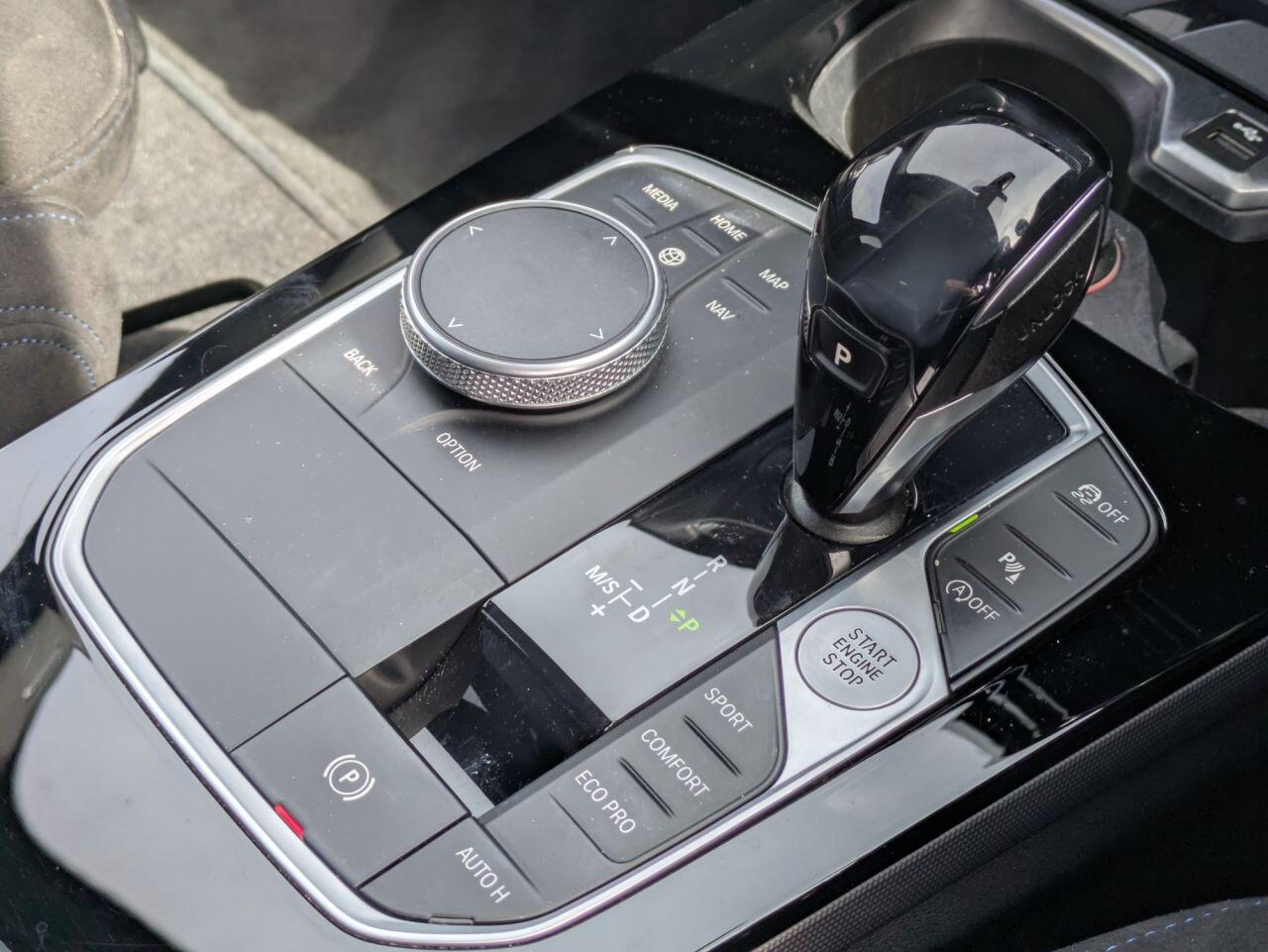 BMW 1 Series view 13