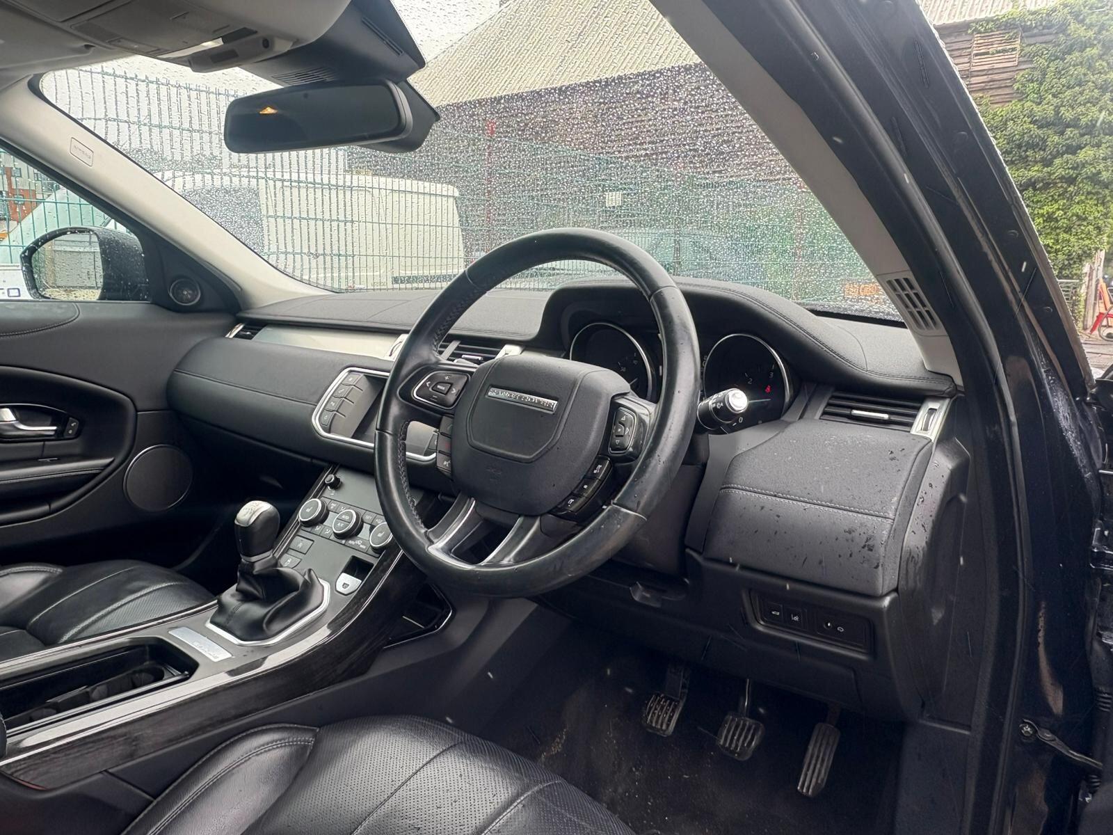 Land Rover Range Rover Evoque view 11