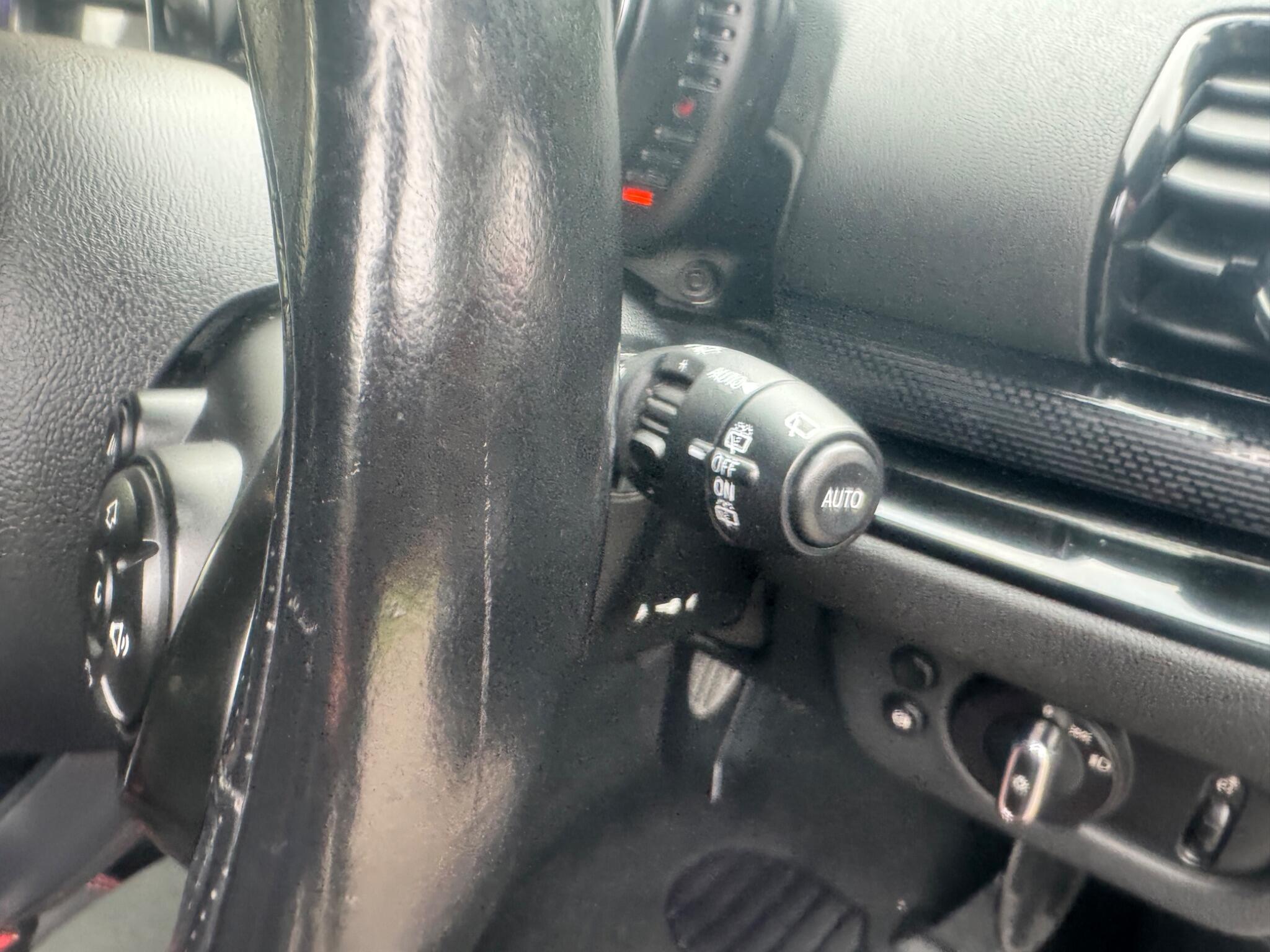 Mini Clubman view 39