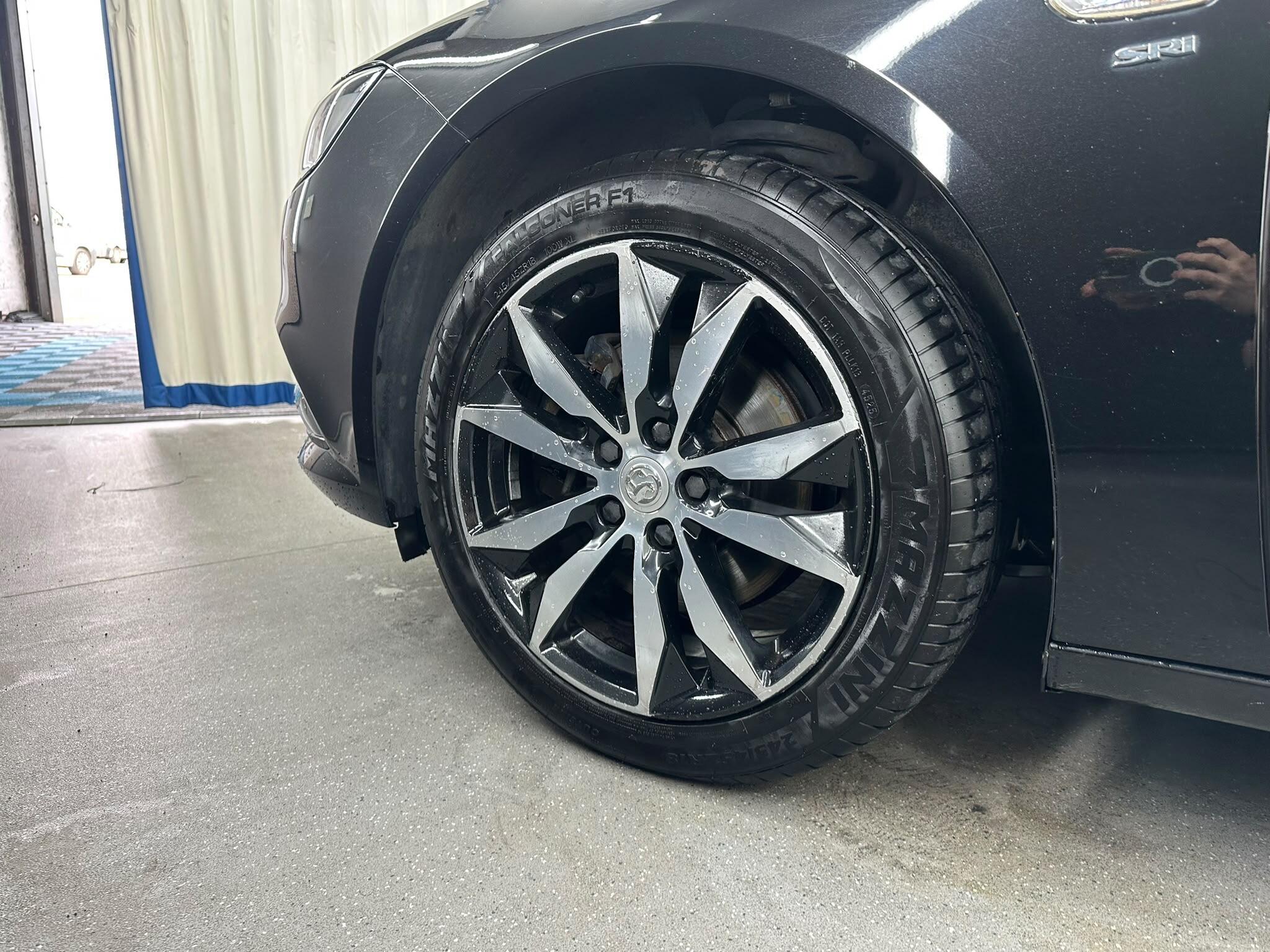 Vauxhall Insignia view 23