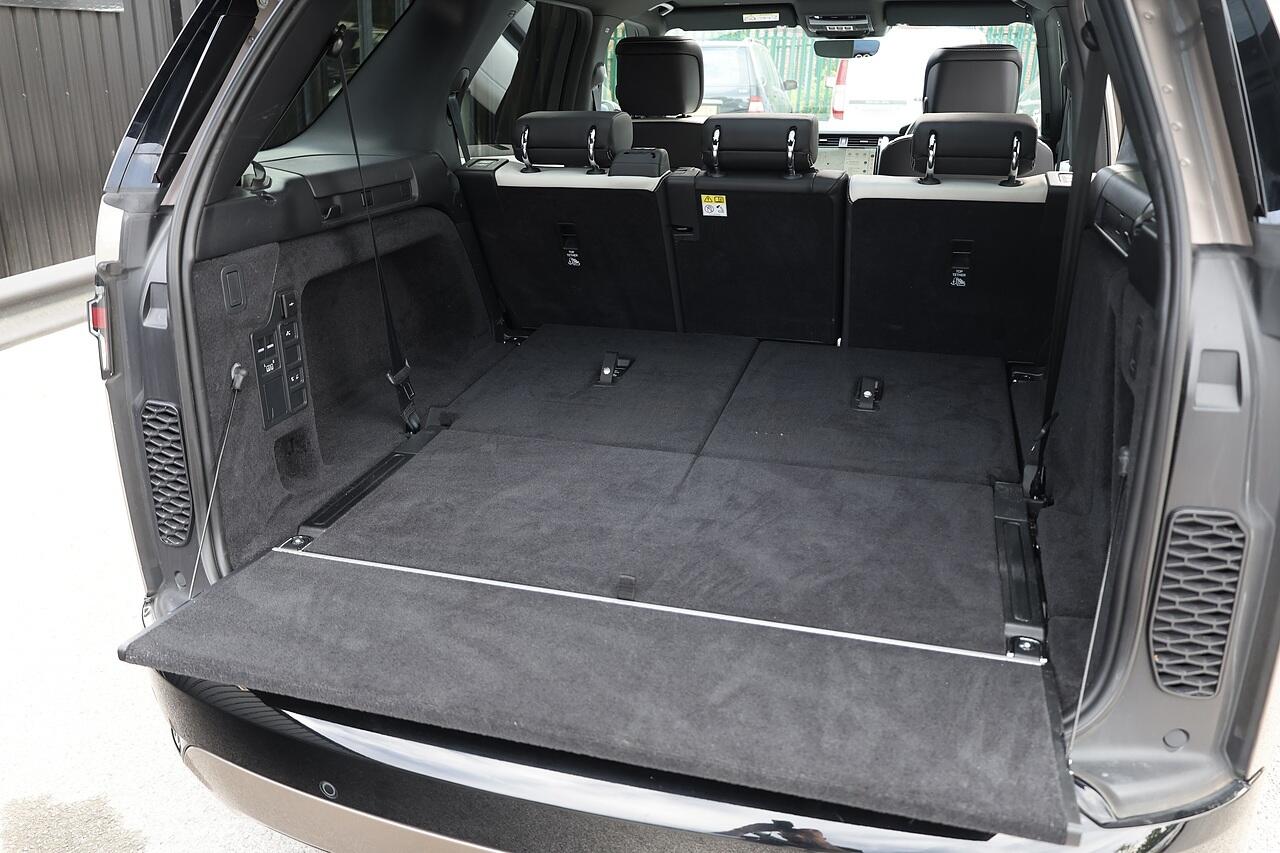 Land Rover Discovery 3 view 31