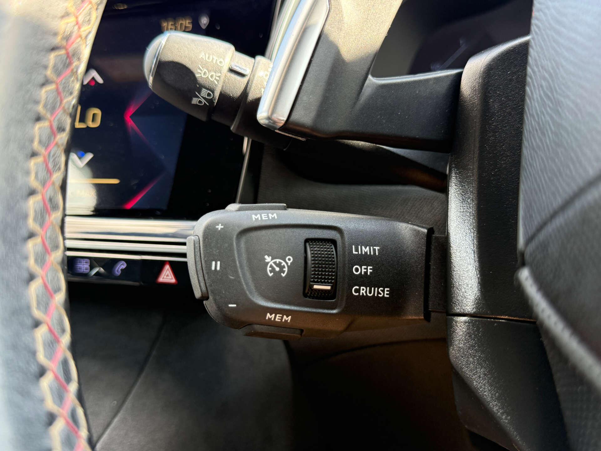 DS Automobiles DS 7 Crossback view 39