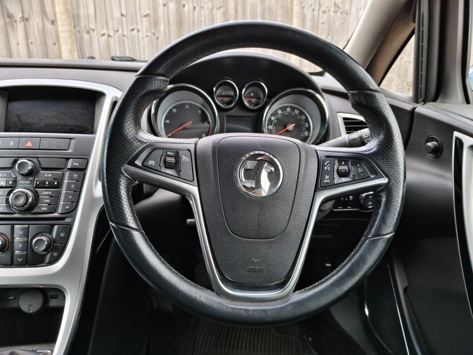 Vauxhall Astra view 18