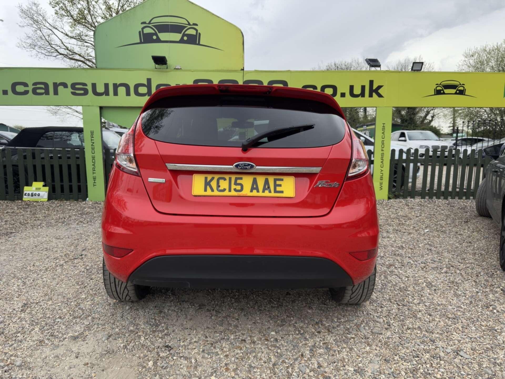 Ford Fiesta view 5