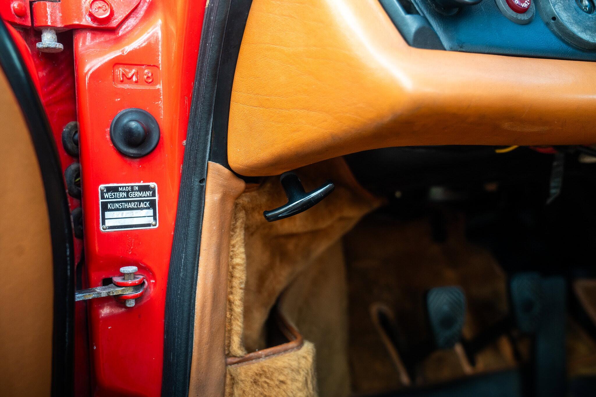 Porsche 911 view 71
