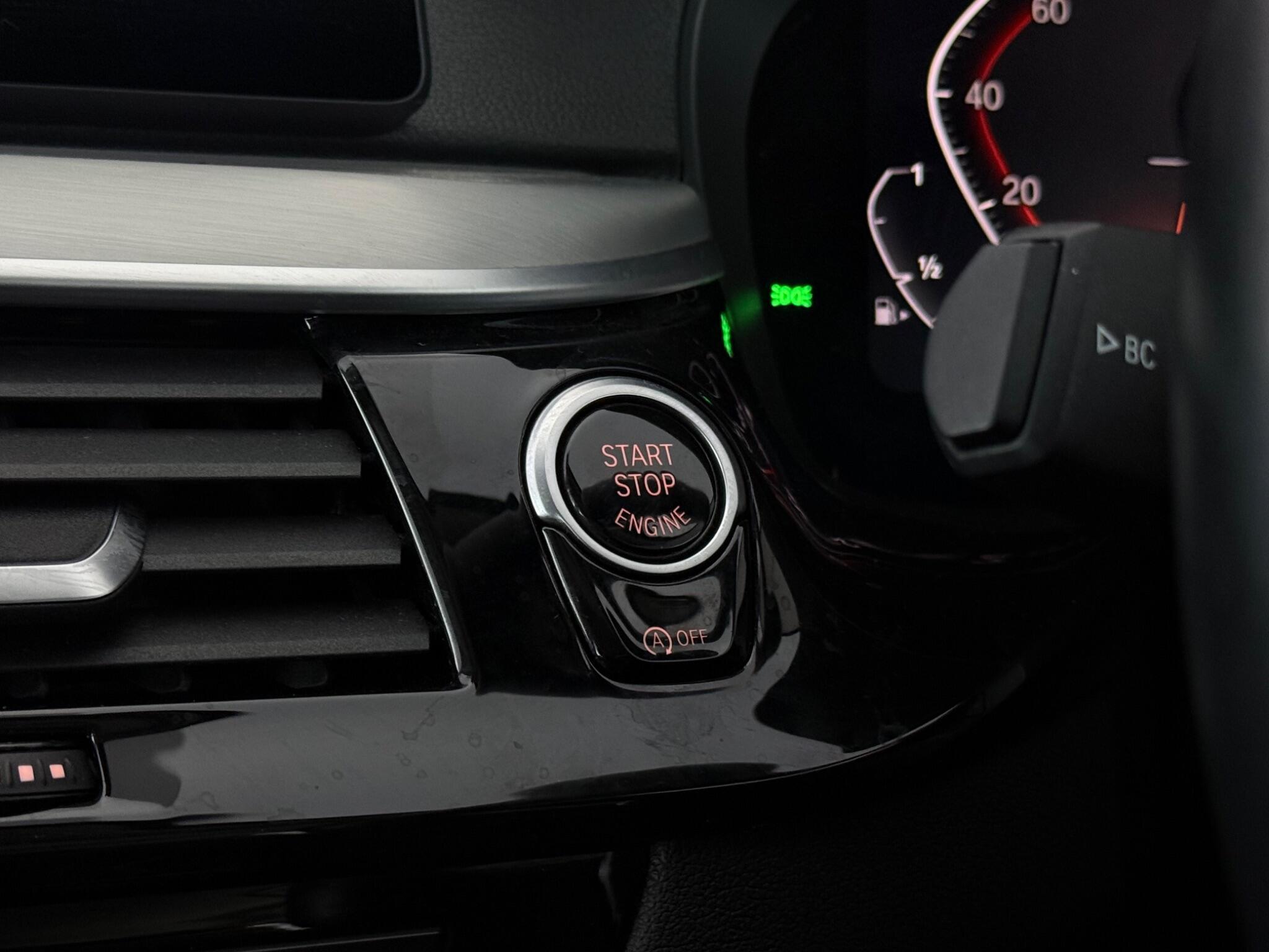 BMW 5 Series view 19