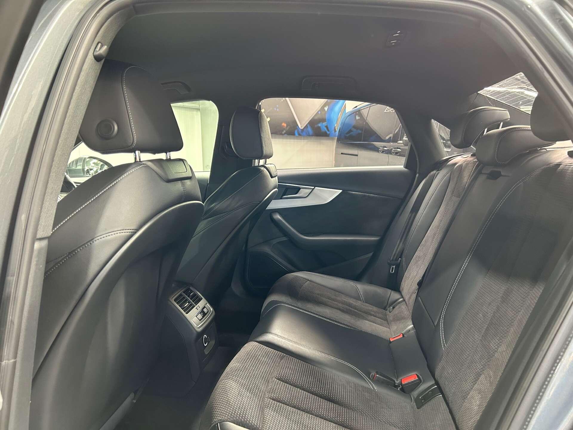 Audi A4 view 27