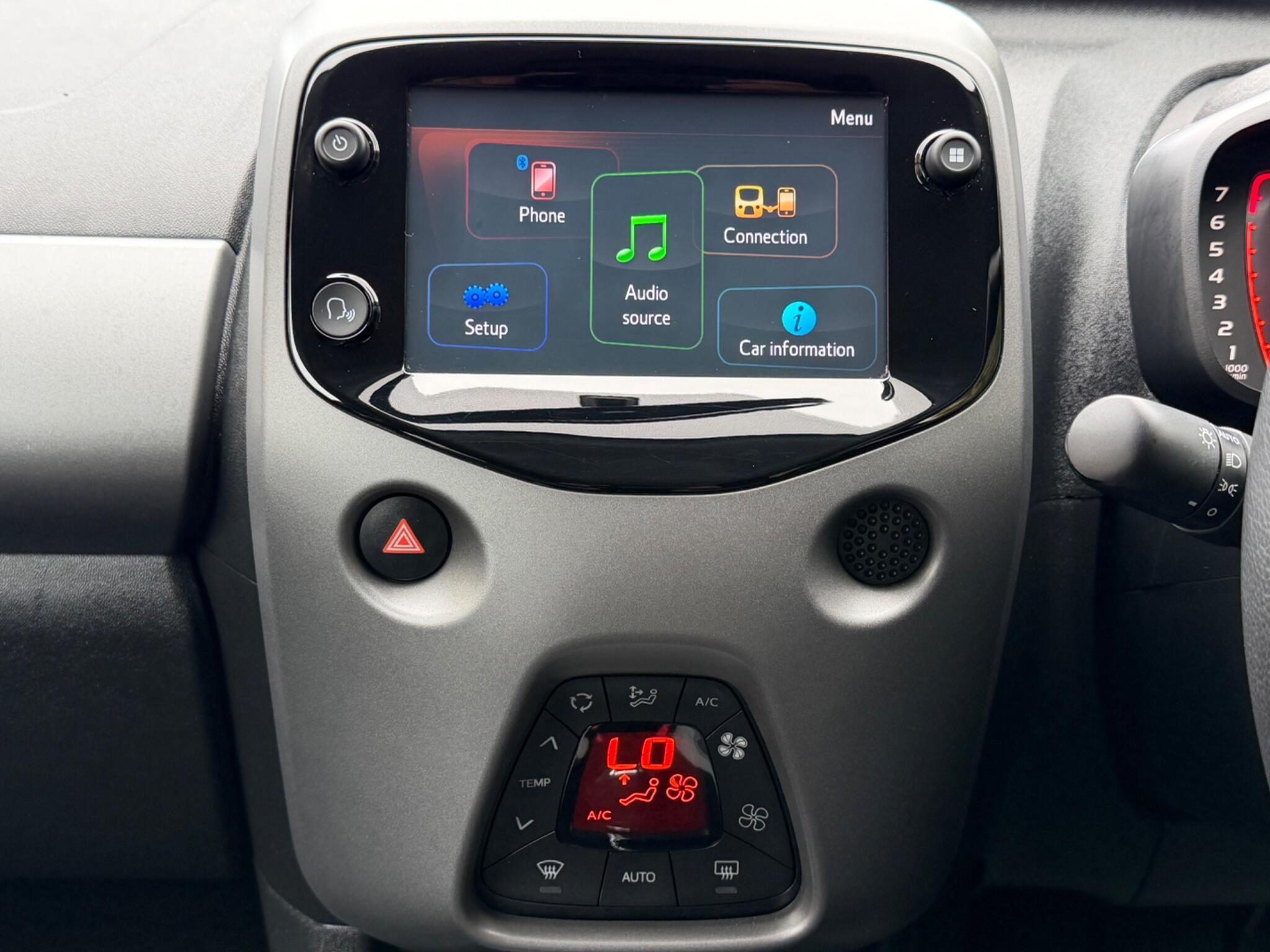 Toyota Aygo view 25