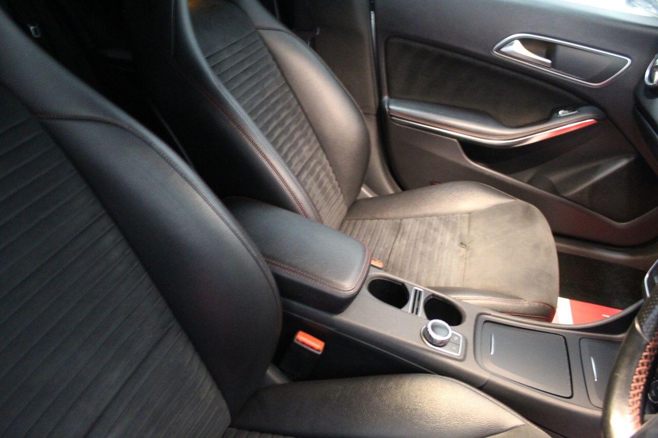 Mercedes-Benz CLA view 41