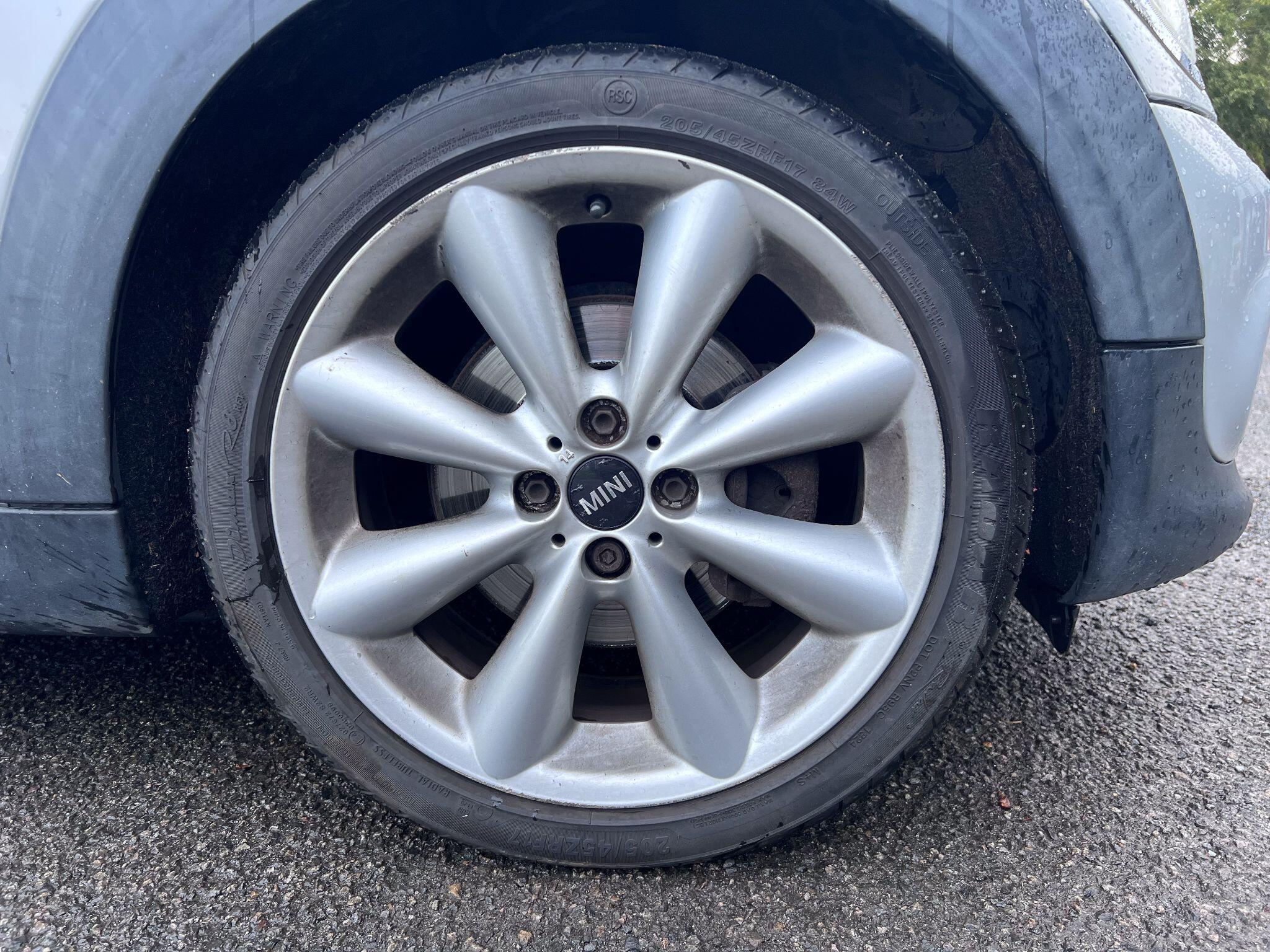 MINI Hatch view 7