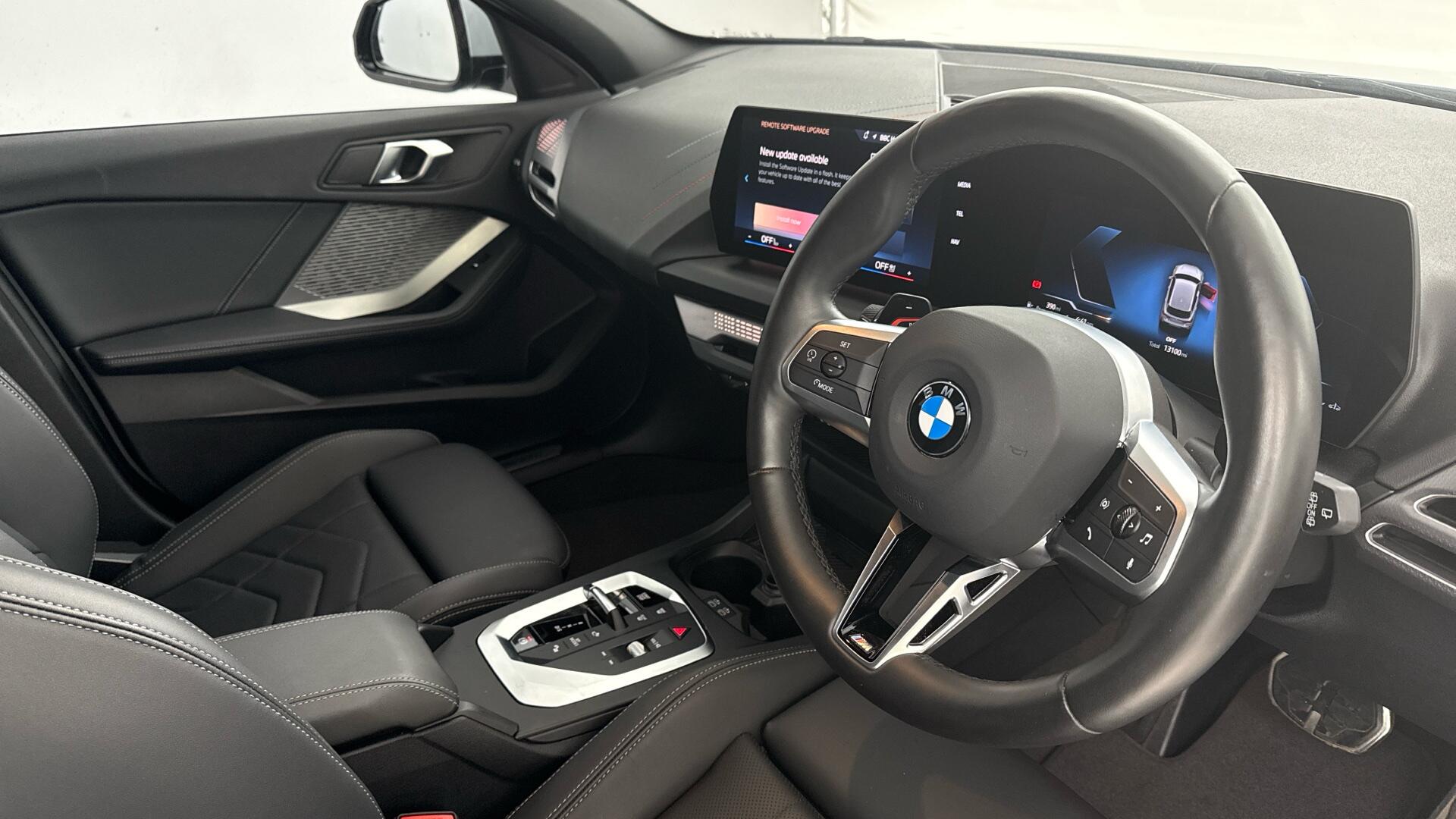 BMW 1 Series view 20