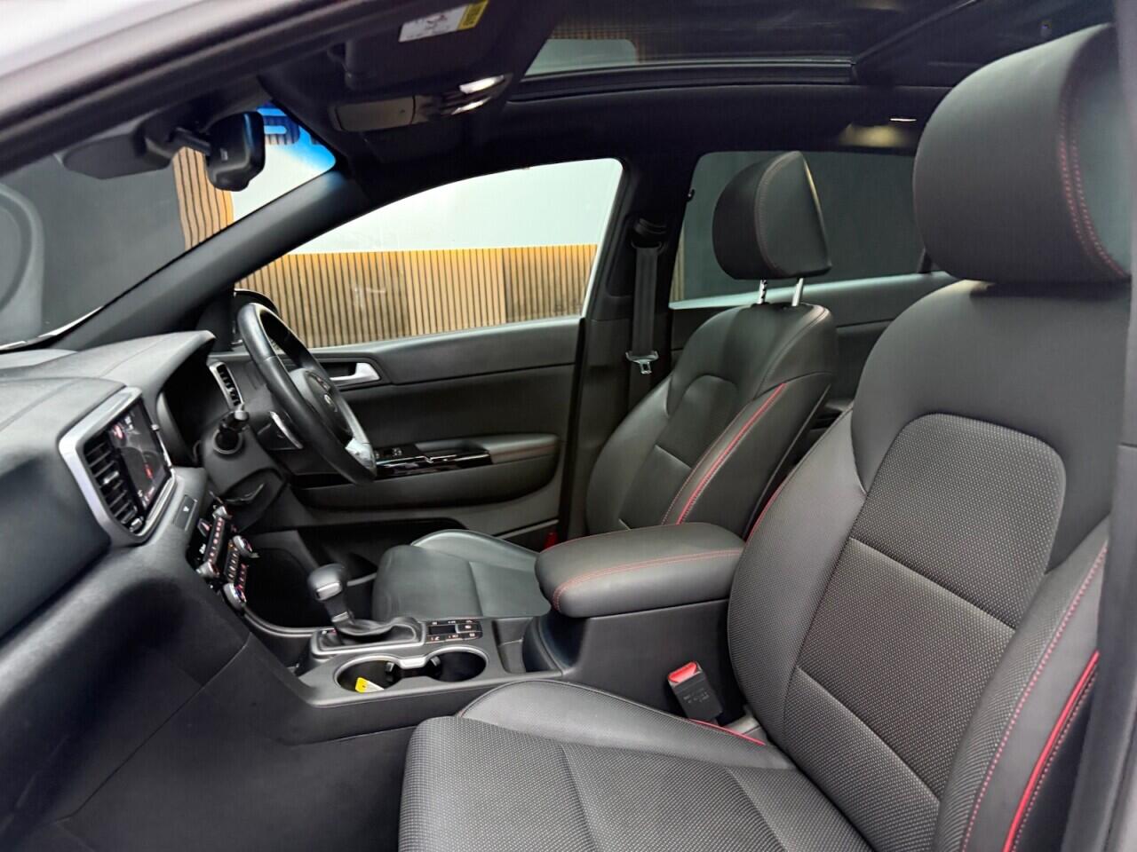 Kia Sportage view 2