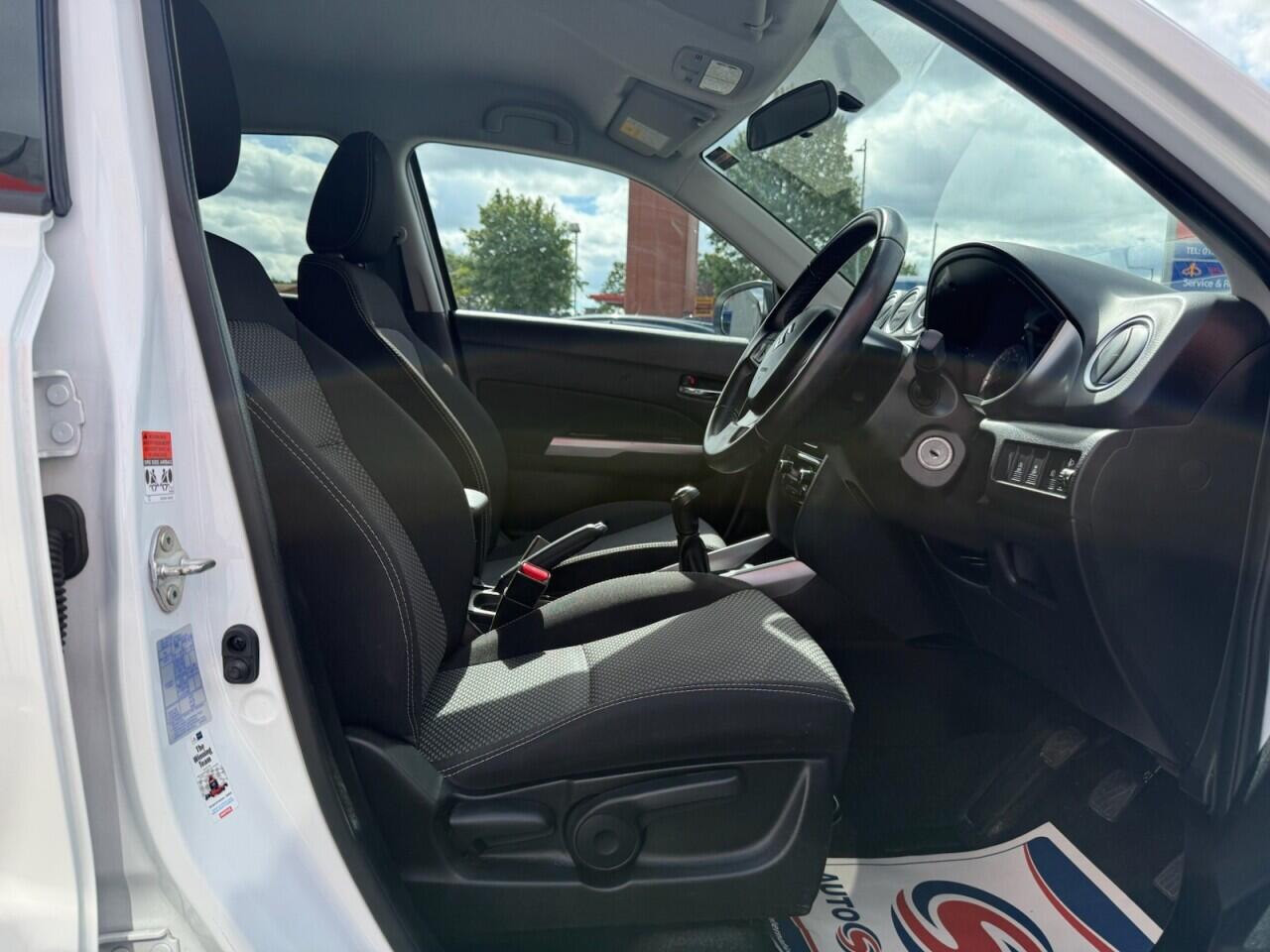 Suzuki Vitara view 38