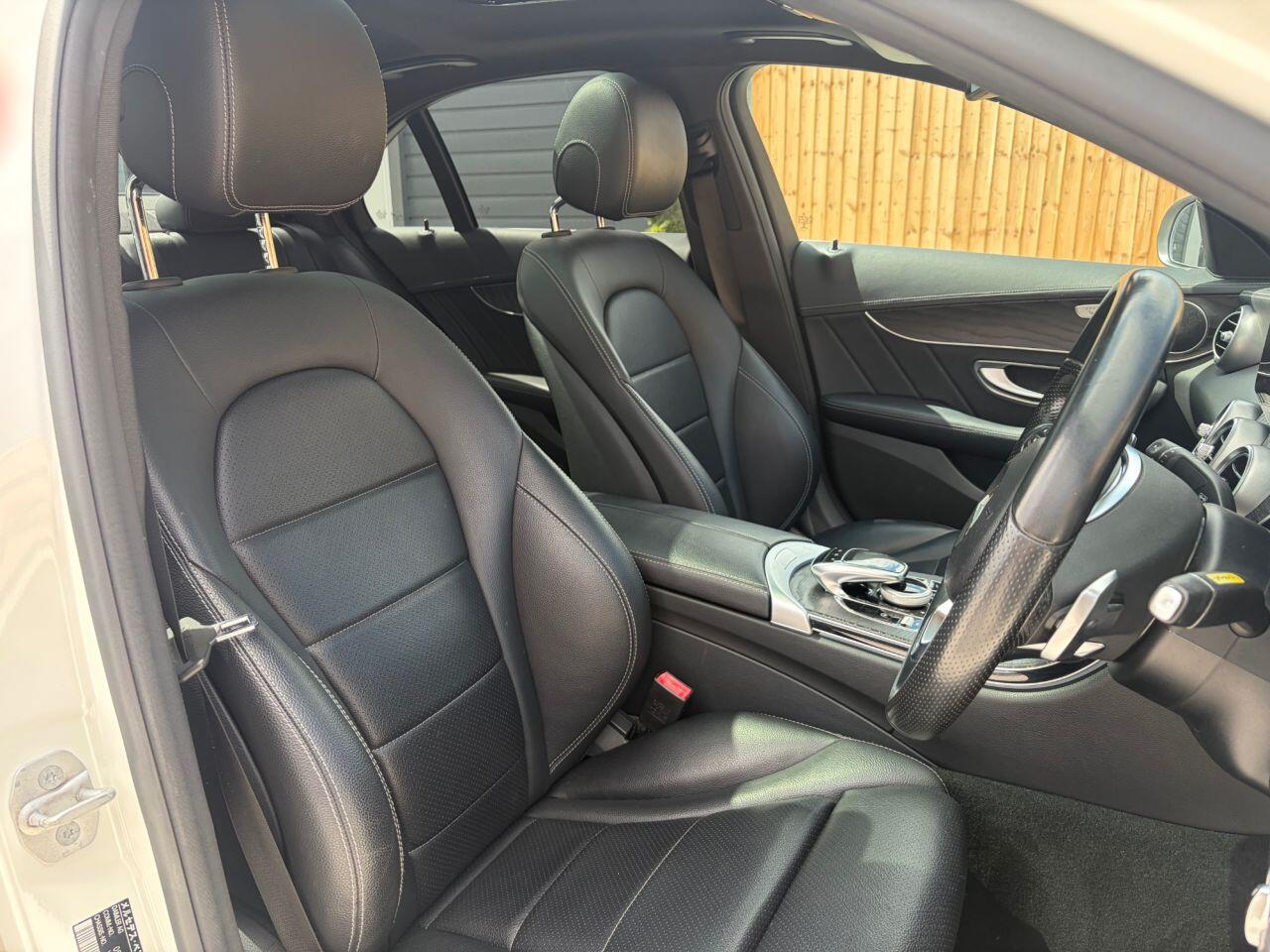 Mercedes-Benz C-Class view 19