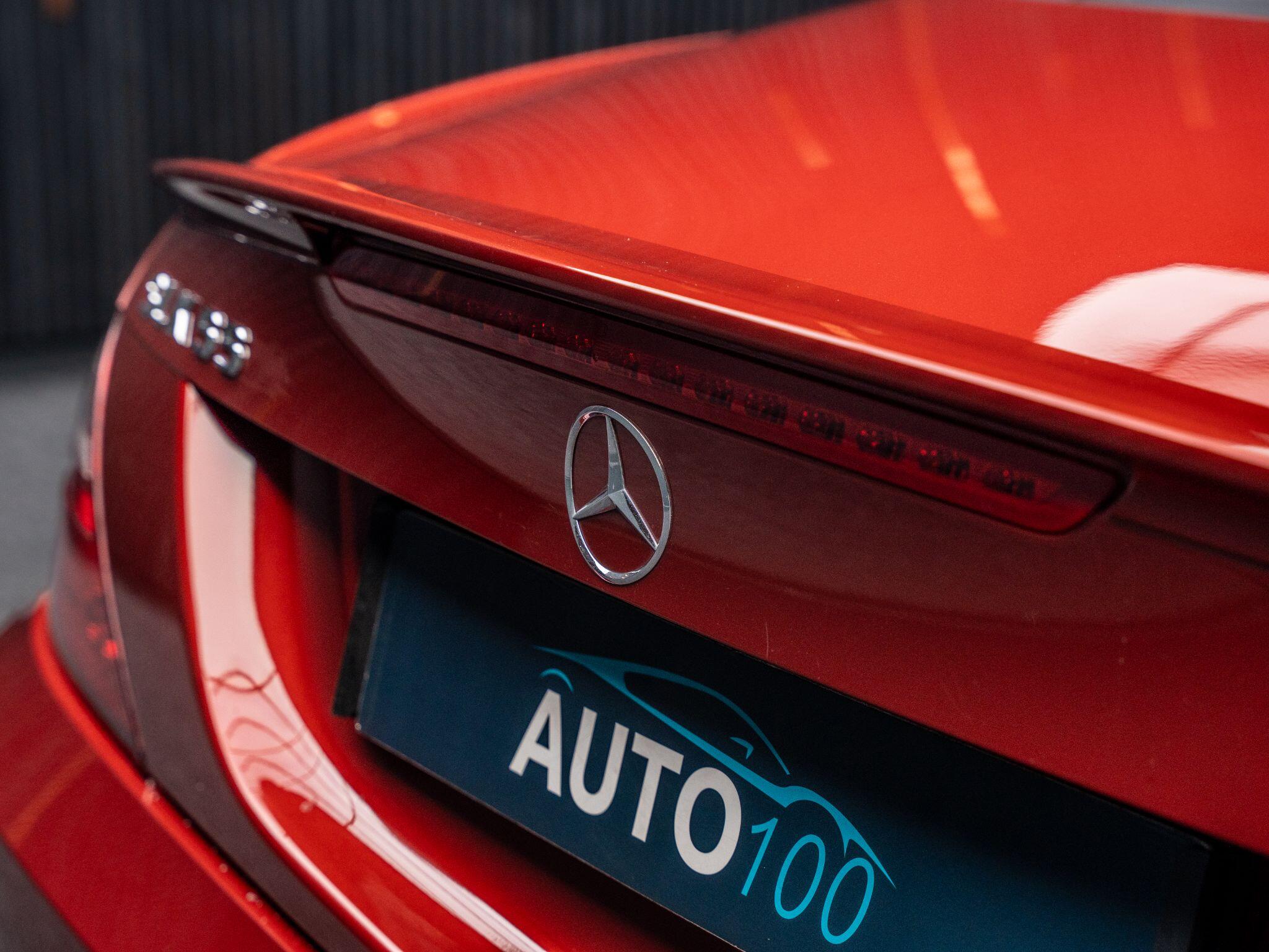 Mercedes-Benz SLK view 23