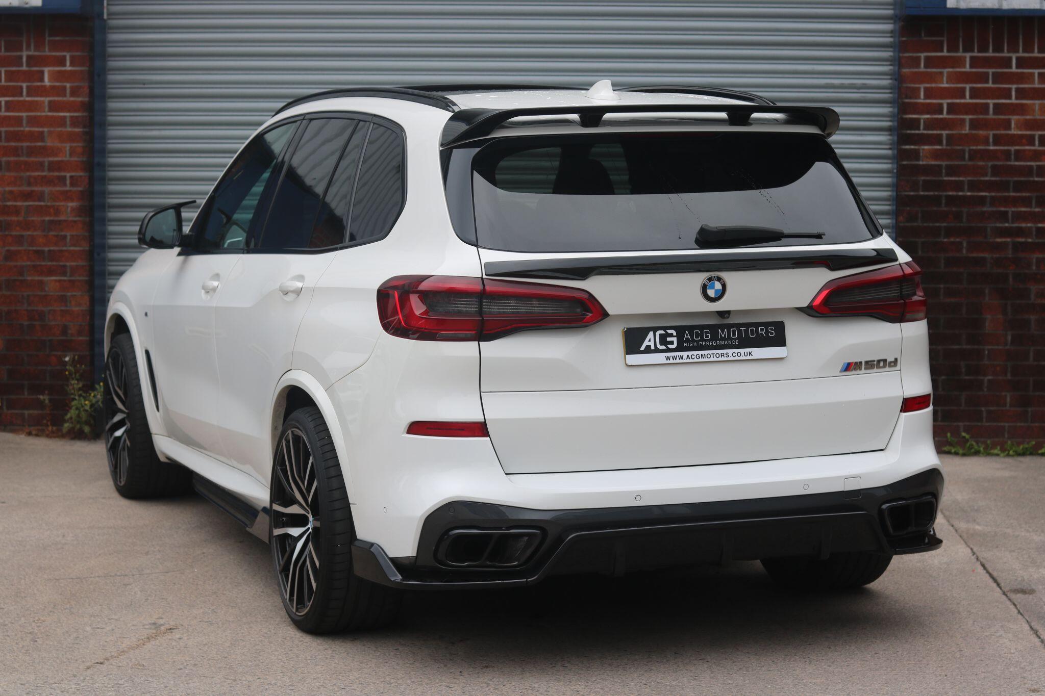 BMW X5 view 2