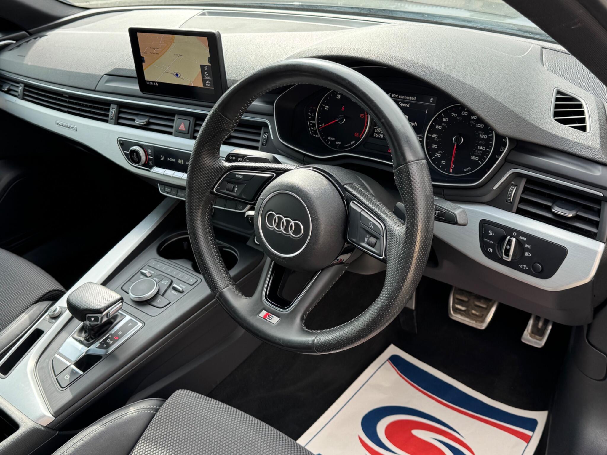 Audi A4 view 8