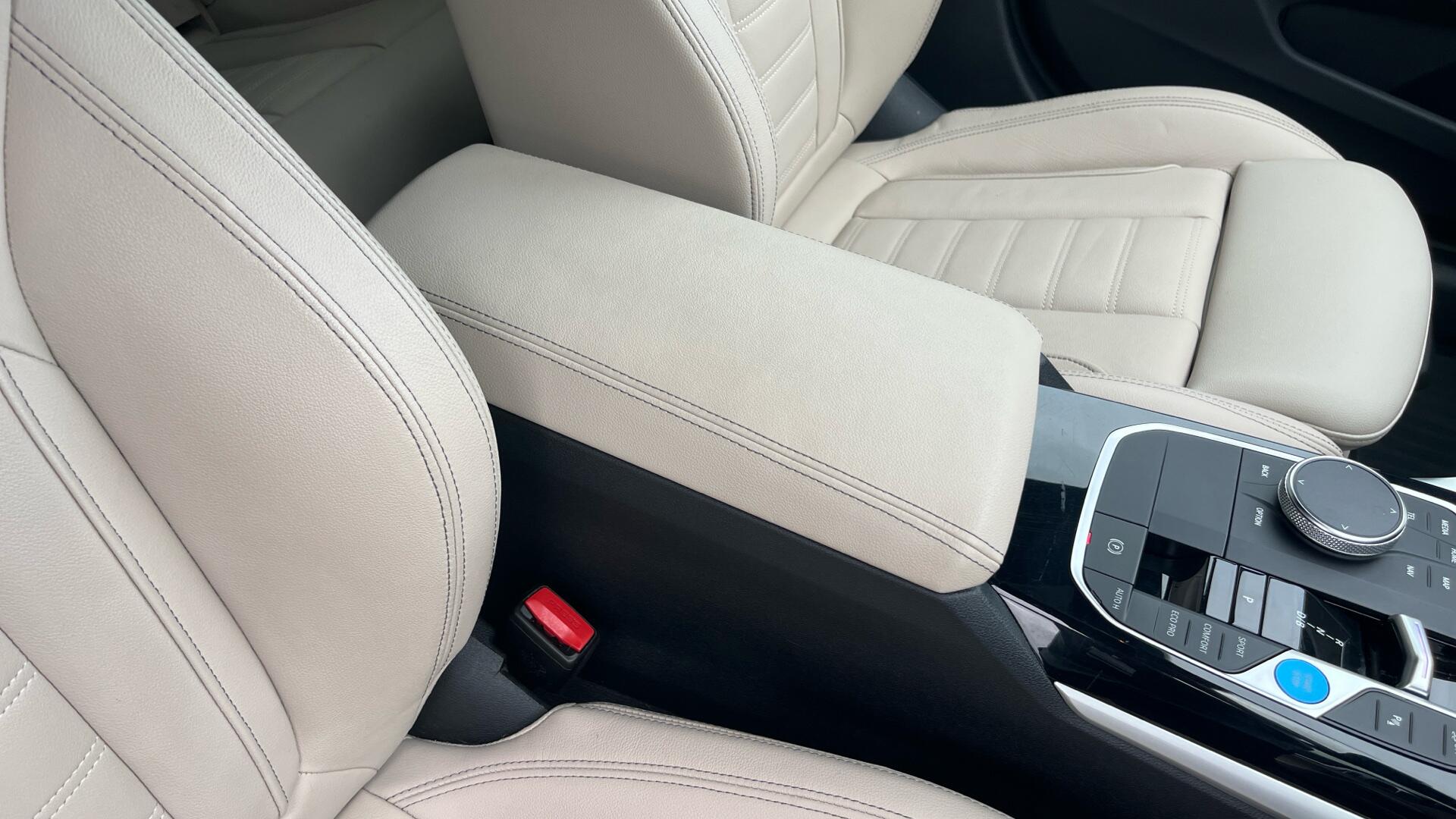 BMW i4 view 45