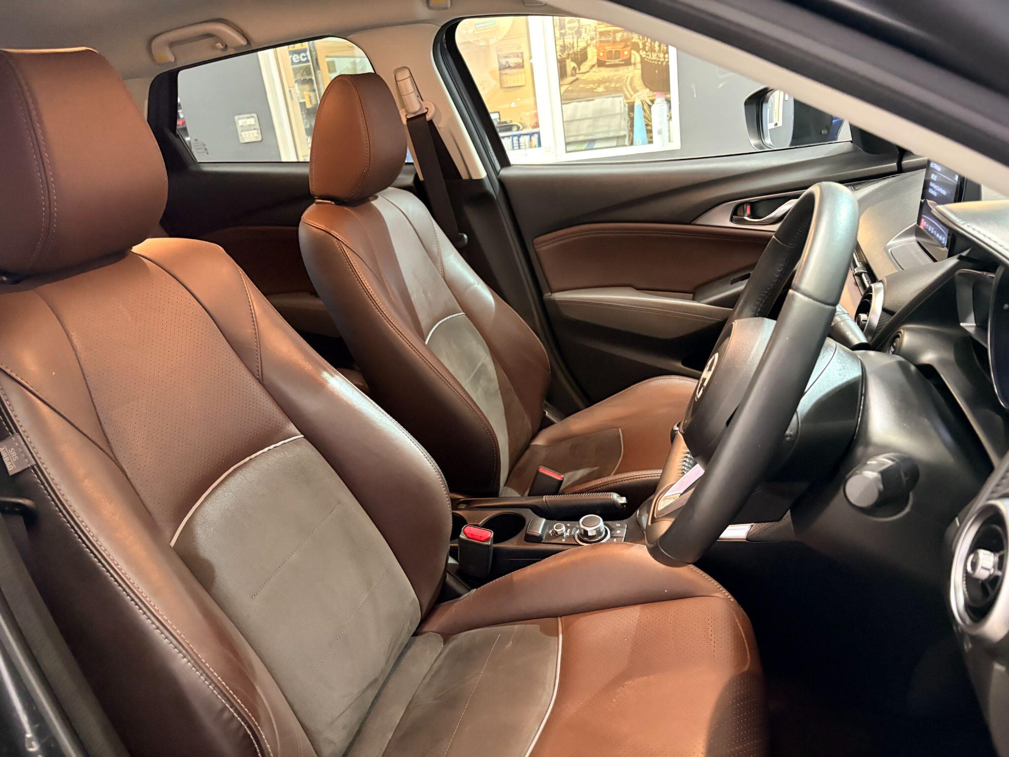 Mazda Skyactiv-G view 24